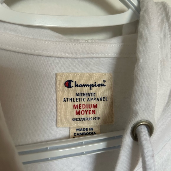 Men’s Champion Sweater - Size Medium - Picture 2 of 2
